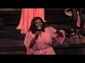 Tshwane Gospel Choir - Kuyo Hlatshelelwa(Live) ft Nozuko Yekani