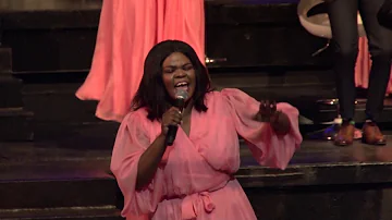 Tshwane Gospel Choir - Kuyo Hlatshelelwa(Live) ft Nozuko Yekani