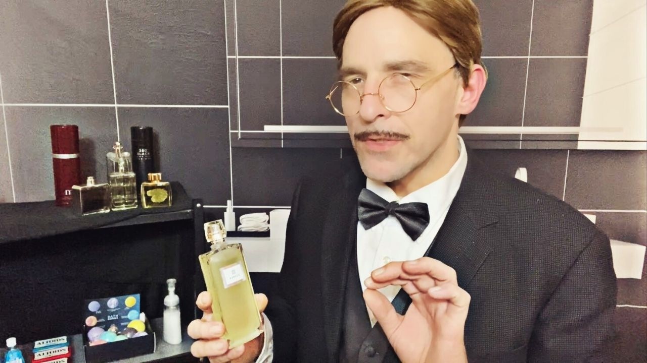 The Dapper Gentlemen’s Restroom Attendant 🧼🧴🧻🚽👔ASMR Role Play