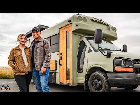 Veteran's DIY Cozy Bus Tiny Home