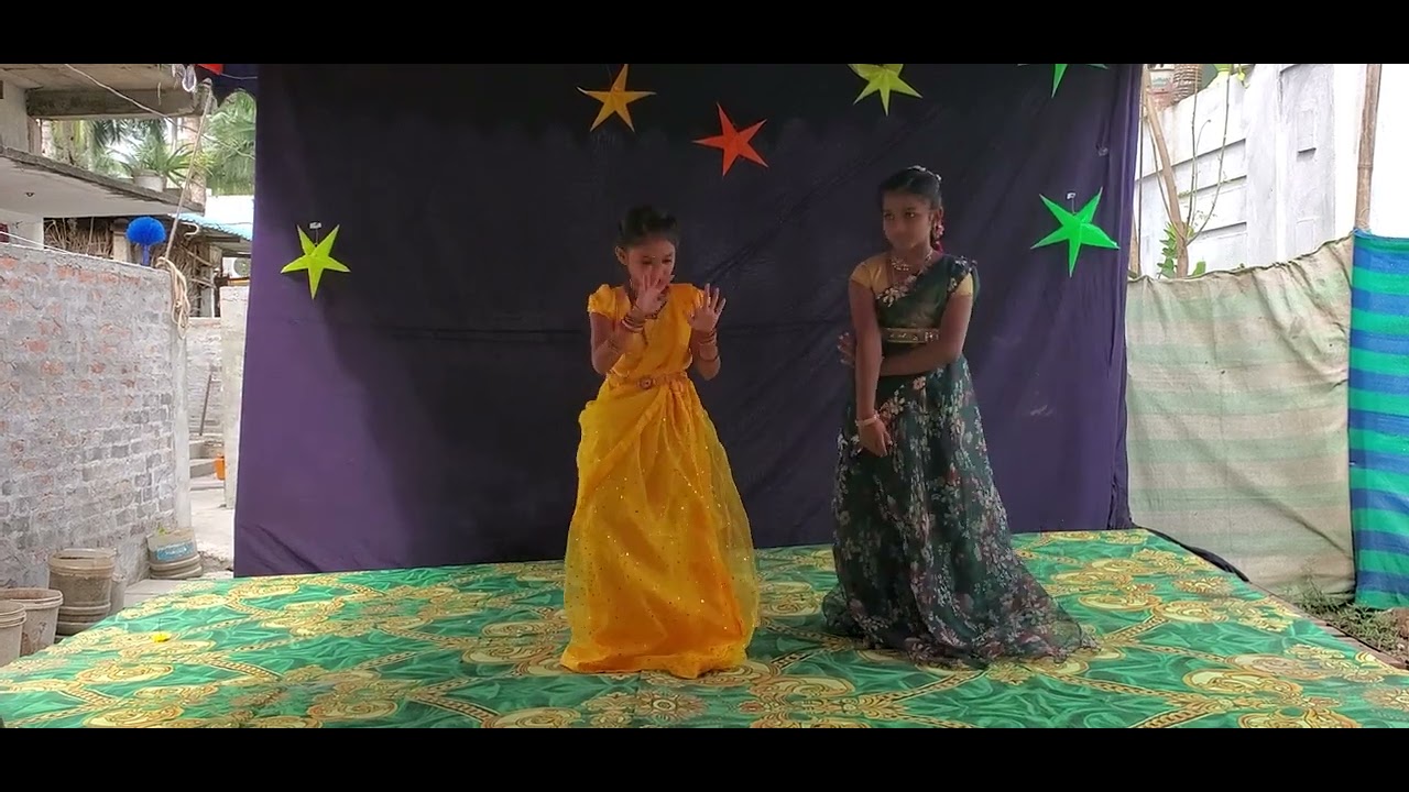 Aascharyakarudanta yesunaayino... Action song... Chindadagaruvu Sunday school students...