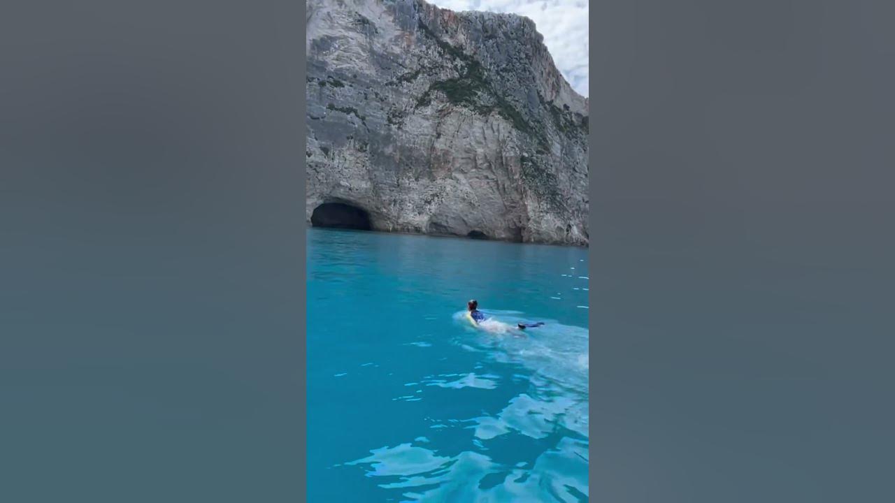 Яхта Закинф