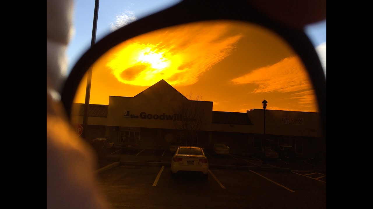 Flat Earth Scandal , hidden in plane(t) sight ,The Sun Exposes ...