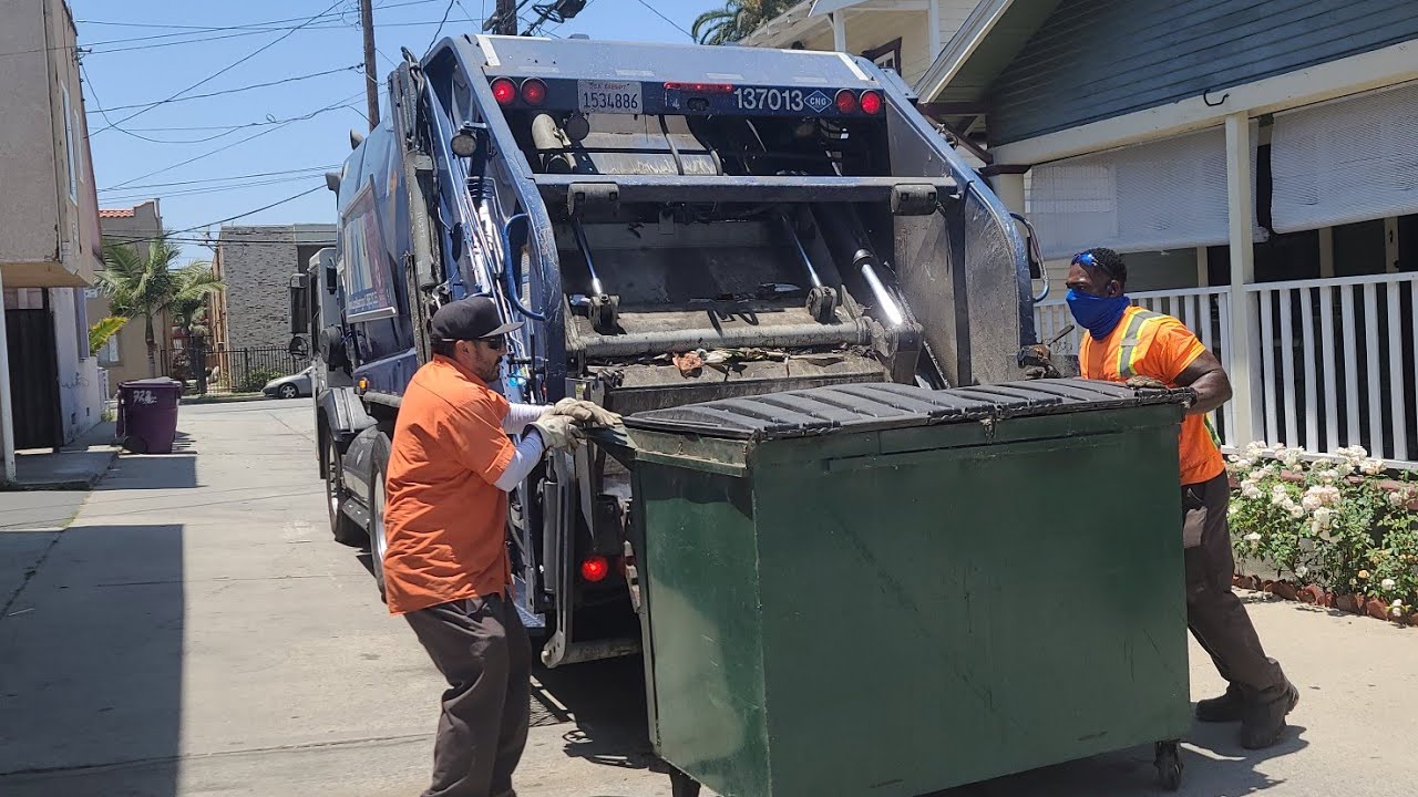Garbage Trucks of Long Beach: CCC NewWay Rear Loader Garbage Truck Munching on Heavy Trash!!!!!