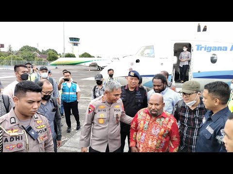 Video Viral Papua II Masa Simpatisan Gubernur Papua LE mengamuk di Abepura & Sentani