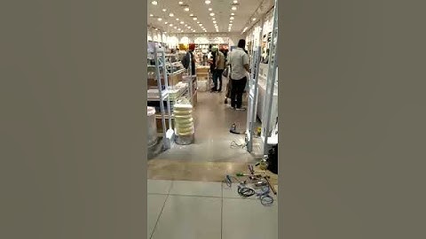 Xanguard CS 1.5 AM Anti theft EAS gate in Miniso Ludhiana