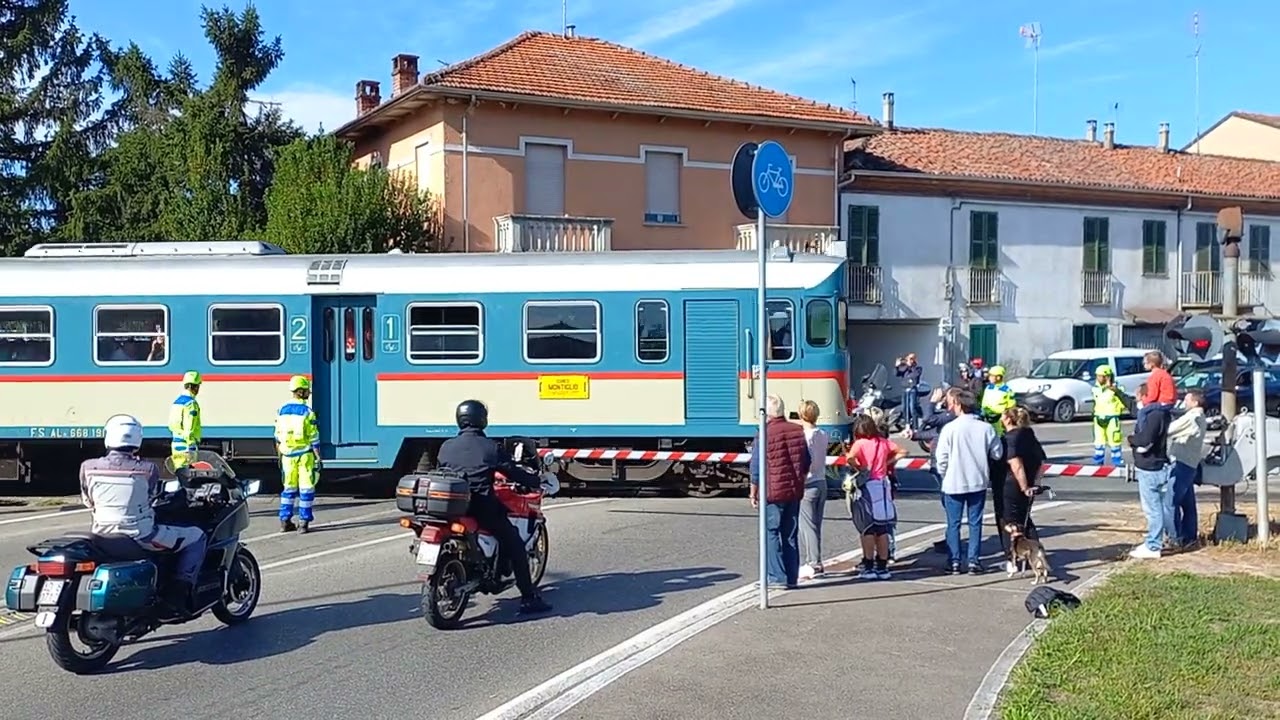 Passaggio a livello di corso Ivrea ad Asti - Level crossing - Bahnübergang