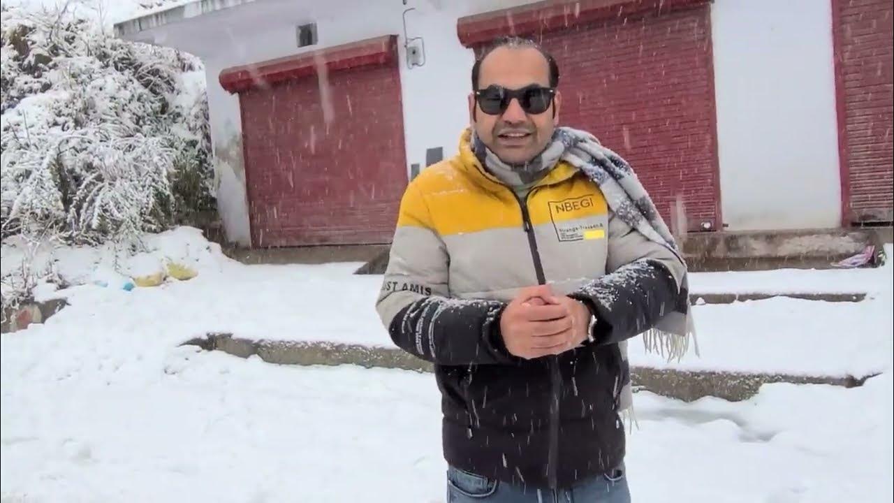 Kanatal Snow Fall ! Kanatal in winters ! Kanatal Dhanaulti Chamba Vlog