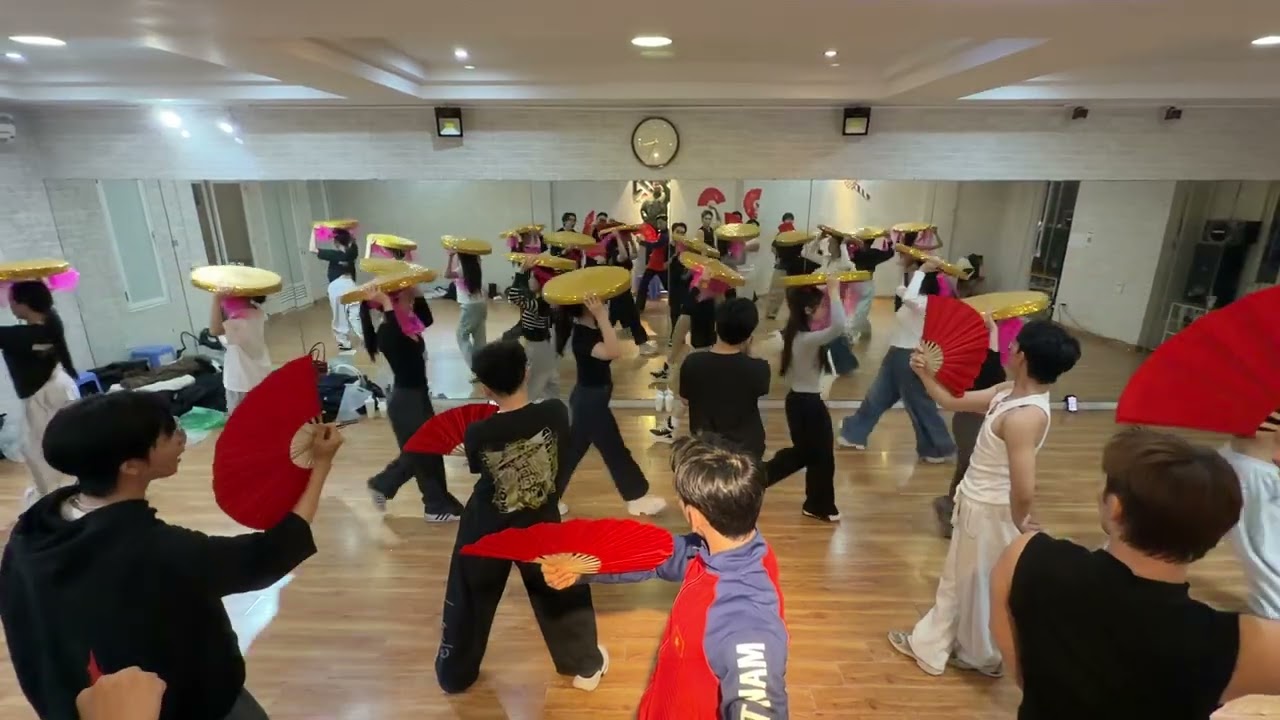 KINH BẮC - Backup Tuấn Cry | Vũ đoàn SEPHERIA