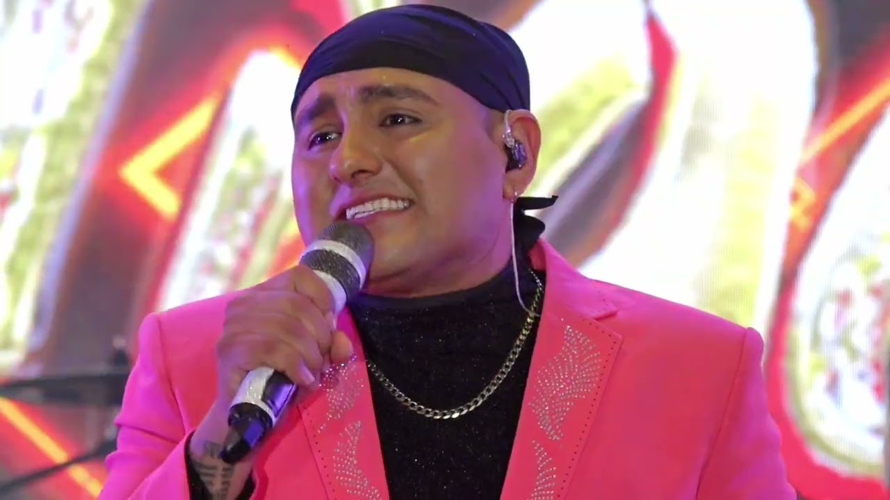 Látigos - Busco una chica, rosa blanca, prefiero estar lejos