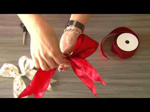 Video: How To Make A Bow On A Christmas Tree