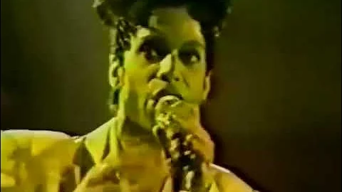 Prince & The NPG - Let's Go Crazy/Kiss (Diamonds & Pearls Tour, Live in London, 6/24/1992)