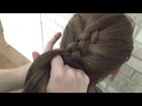 easy-kids-hairstyle-tutorial:-how-to-do-a-loose-dutch-braid---takes-2-minutes!