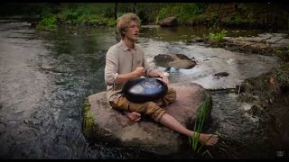 Lithuanian folk song 'Tu pucine raudonasai' by Rokas Kašėta