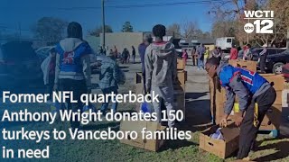 Former Nfl Quarterback Anthony Wright Donates 150 Turkeys To Vanceboro Families In Need