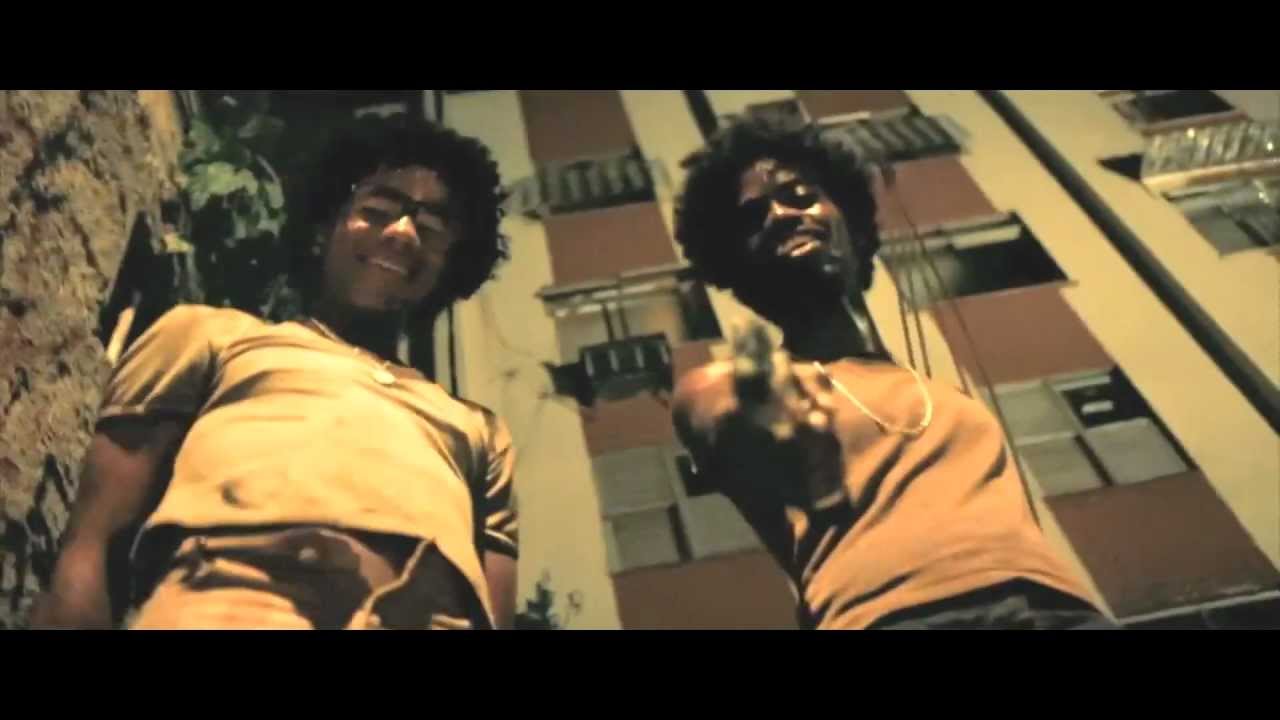 Zoe TV: MEL PERRY & T -BURKE " HE GOT A GUN " ( OFFICIAL VIDEO )