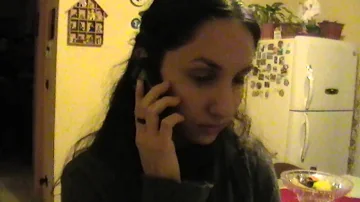 In che stagione Gloria scopre di essere incinta?
