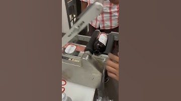 Bottle sticker labelling machine