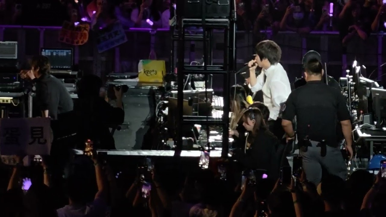 2025.05.13 五月天 回到那一天香港站 — 哄我入睡