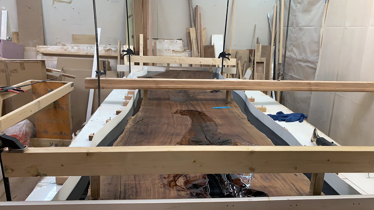 Производство эпоксидных столов в Америке. Столярка как бизнес в США ...