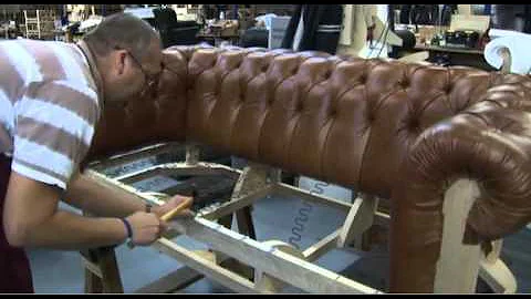 Timeless Chesterfield Sofa being made in our workshop - DayDayNews