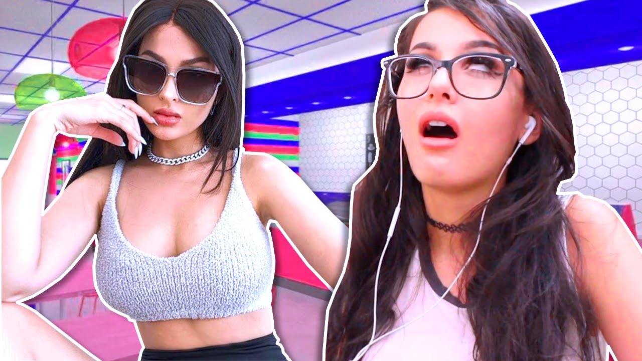 Sssniperwolf Hot