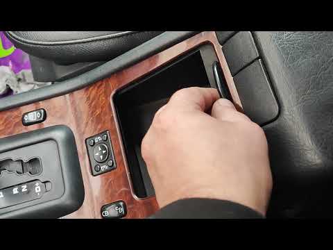 Шторка подлокотника W163