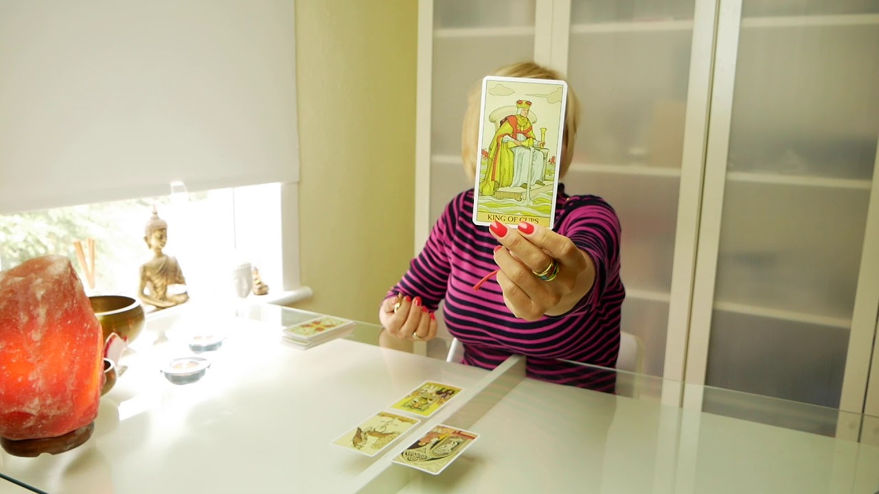 Scorpio Tarot card forecast love & relationships for August 2018