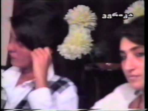 თამრიკო ჭოხონელიძე - გაზაფხულდა აყვავილდა ნუში (\"მზიური\" \"სალონში\")