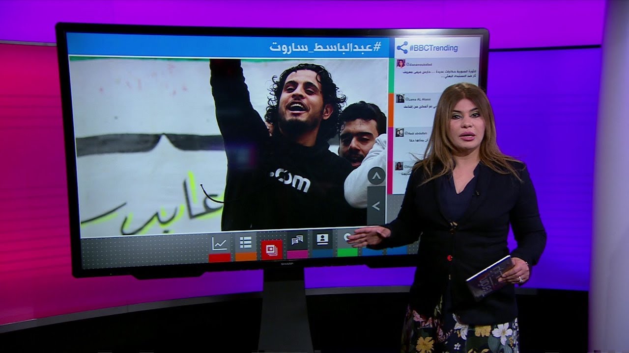 تشييع جنازة المعارض السوري عبد_الباسط_ساروت وانقسام حول نشاطاته وانتماءاته أثناء الصراع