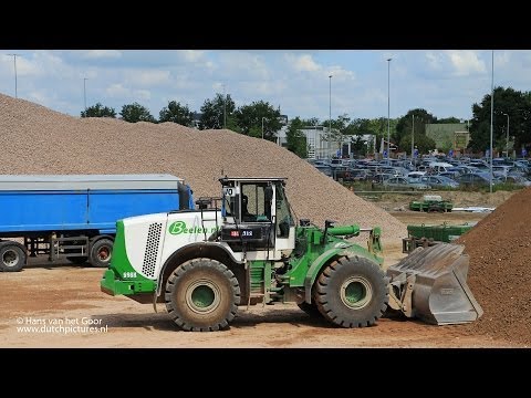 Beelen Sloopwerken - gebroken puin afvoeren | Isala, Zwolle | Hospital | Cat 966K | Hitachi 470LCH