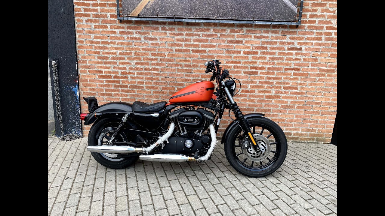 Harley Davidson XL 883R 2012 - YouTube