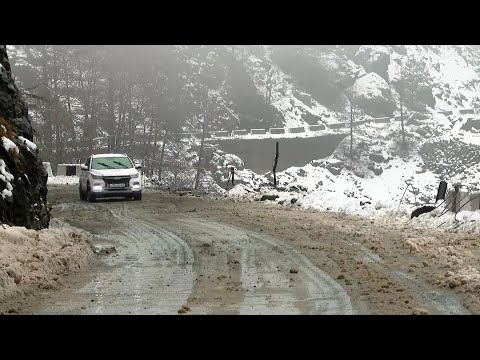 ზუგდიდი-მესტიის პარალიზებული გზა