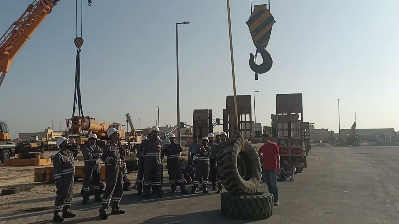 Crane hand signal training for Rigger level 3 