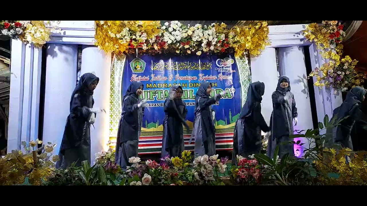 Pembukaan Hiburan Dari Santri MD. MIFTAHUL HUDA PARAS BARAT REJOSALAM 