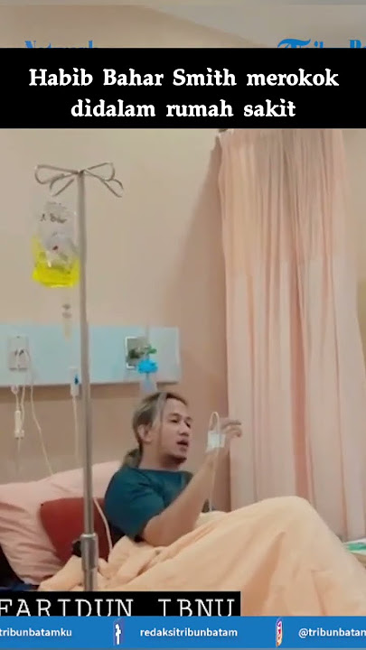 Habib Bahar merokok didalam rumah sakit