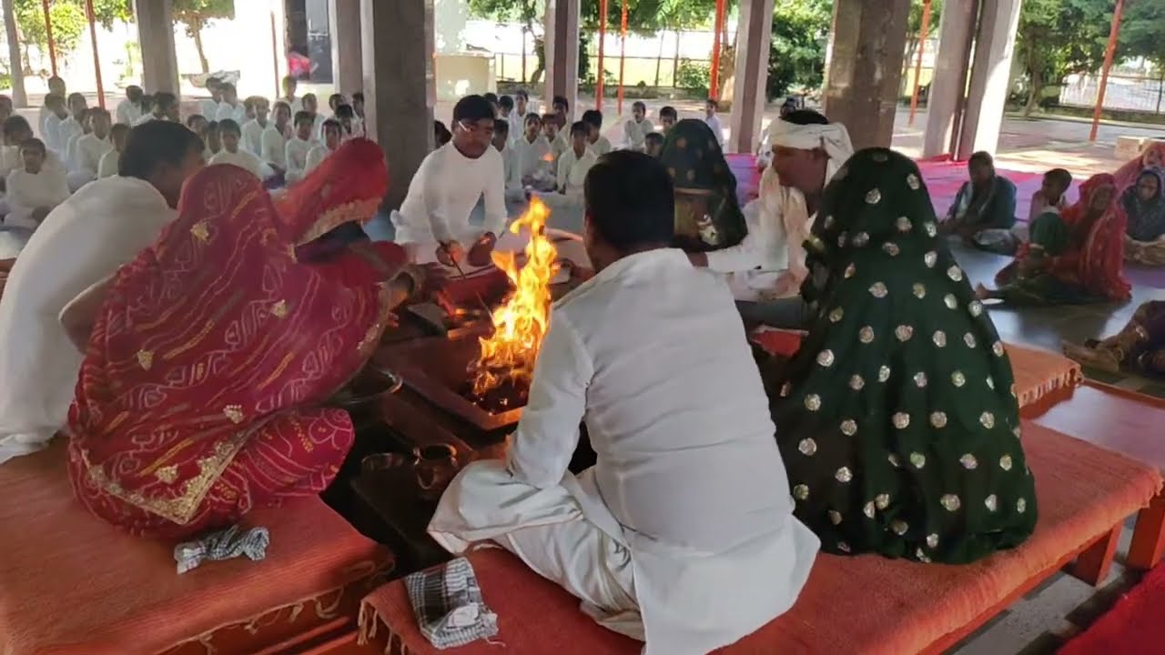 🌄 प्रातः काल का #यज्ञ: Awakening #Spiritual #Energy with Every #Sunrise 🌅  (SAVG)