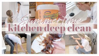 SUMMER HOME RESET / KITCHEN DEEP CLEAN / TYPICALLY KATIE