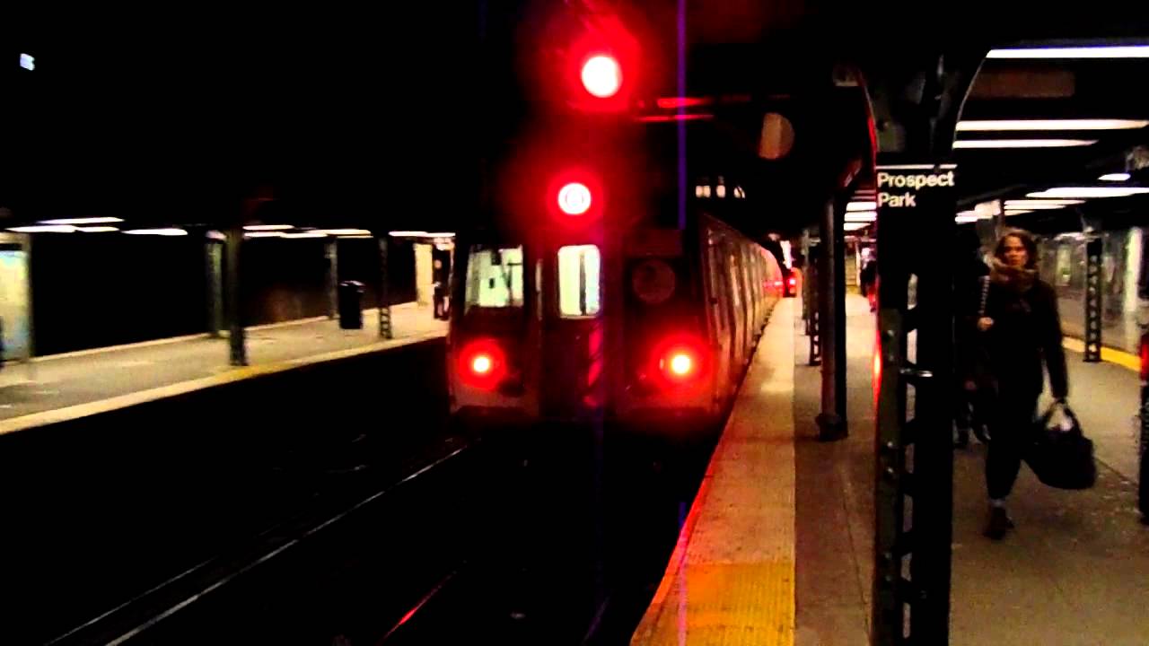 Manhattanbound R160B Siemens (Q) train leaving Prospect Park YouTube
