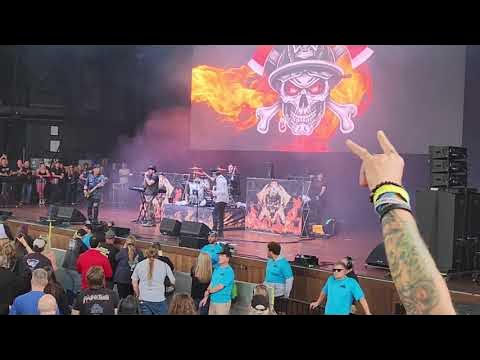 Firehouse - "Don't Treat Me Bad / Reach for the Sky" (5/7/23) M3 Rock Festival