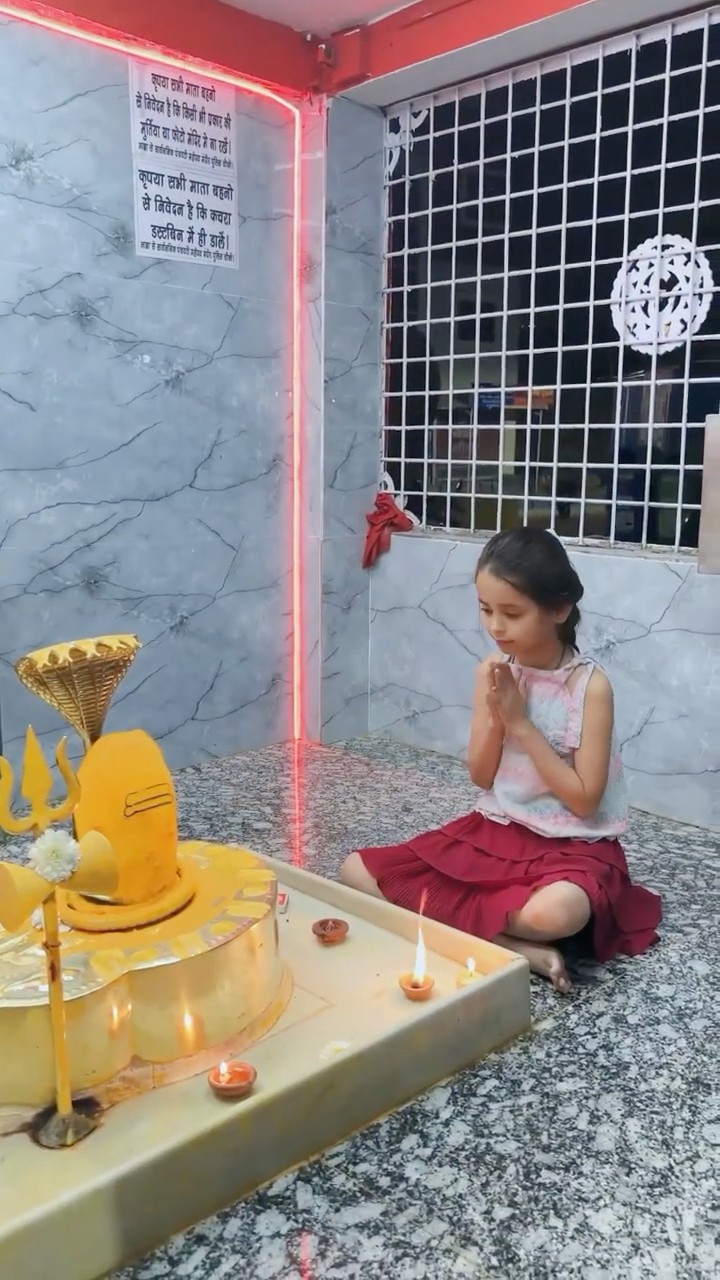 हर हर महादेव?️??#kajalsoni #family #mahashivratri #viralvideo #emotional @kajalsoni