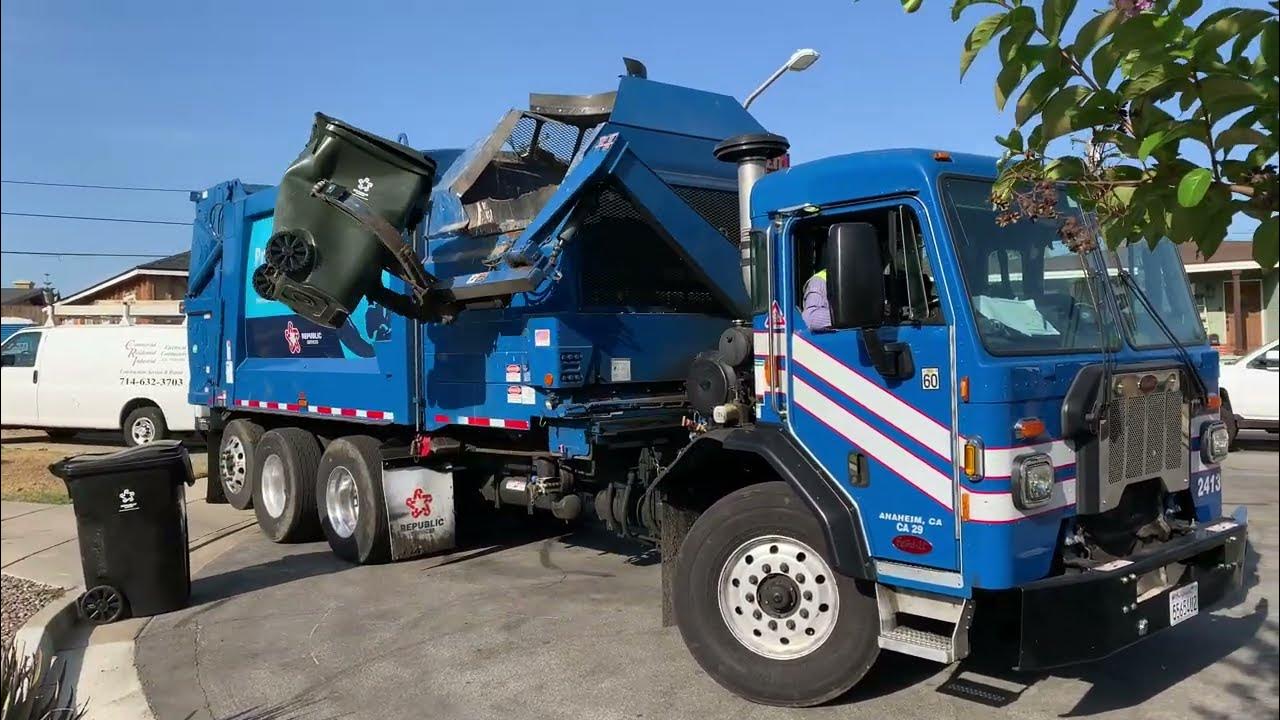 Republic Services Garbage Day in my Neighborhood 6/10/22 YouTube