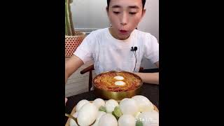 Chinese mukbangers eat so fast it's a challenge #11 by Beamash Studio 101 views 2 years ago 2 minutes, 27 seconds