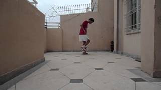 2 clips