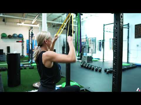 Half Kneeling Cable/Band X Pulldown