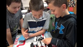 Golden Apple: Students Learn Lego Robotics At Baxter Elementary