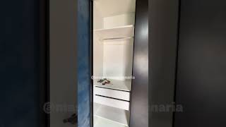 Guarda Roupa E Aéreo Preto Entregue Pela