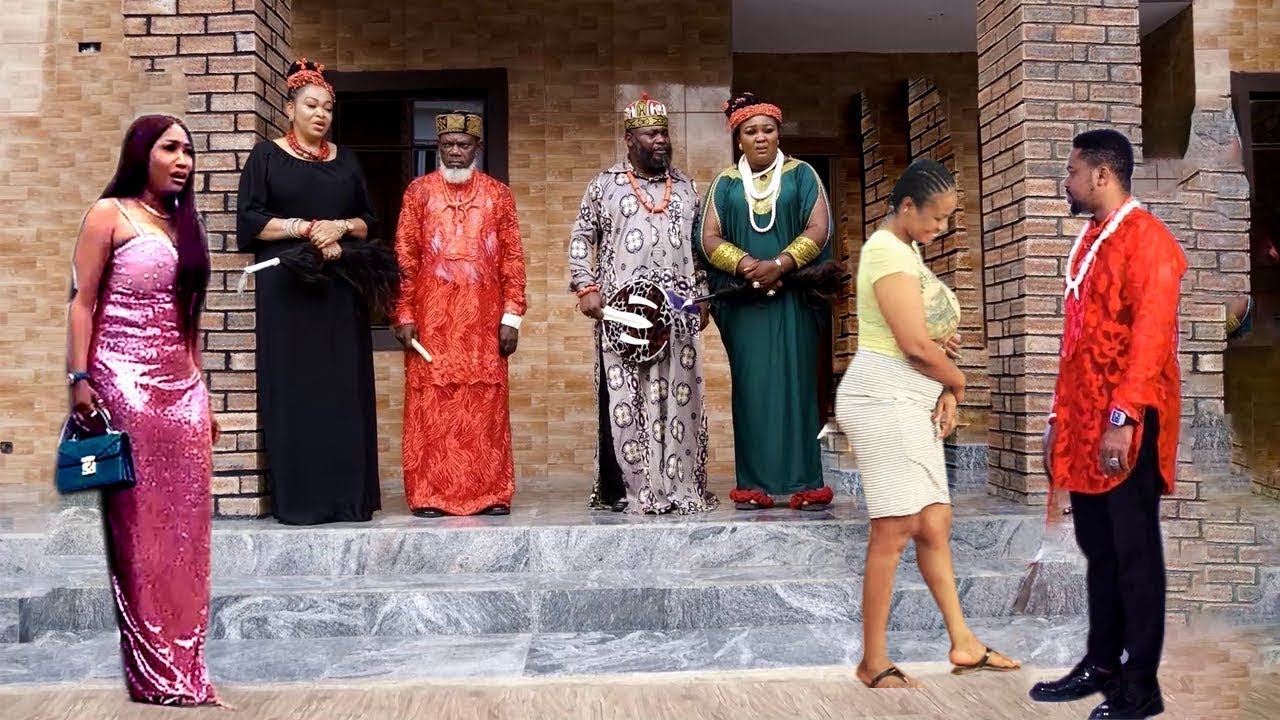 ELLE EST ALLÉE SEULEMENT VENDRE DES FRUITS À LA REINE LORSQUE LE PRINCE HÉRITÉ L'A SUIVIE CHEZ ELLE2