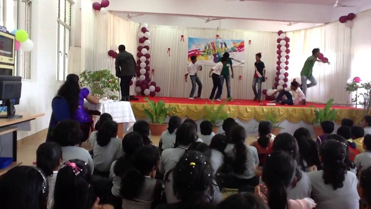 THE KINGS SCHOOL KOLLAM EXPRESSIONS GROUP DANCE SONGS GUNGNAM STYLE