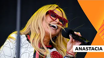 Anastacia - I'm Outta Love (Radio 2 in the Park 2025)